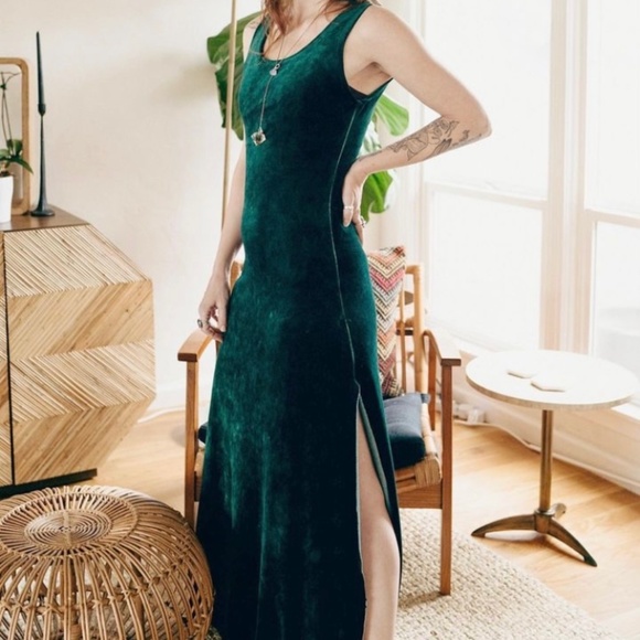 Calico Alchemy Dresses & Skirts - Calico Alchemy velour juniper maxi gown in pine